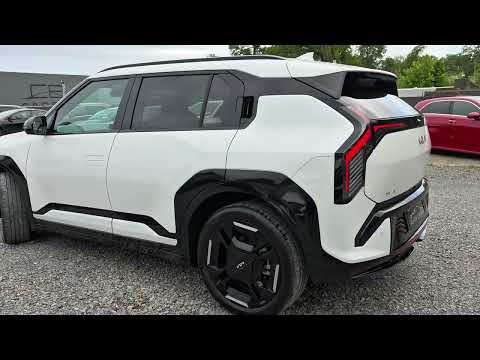🔥2025 Kia EV3 GT-Line - Long Range 81.4kWh - Image 2