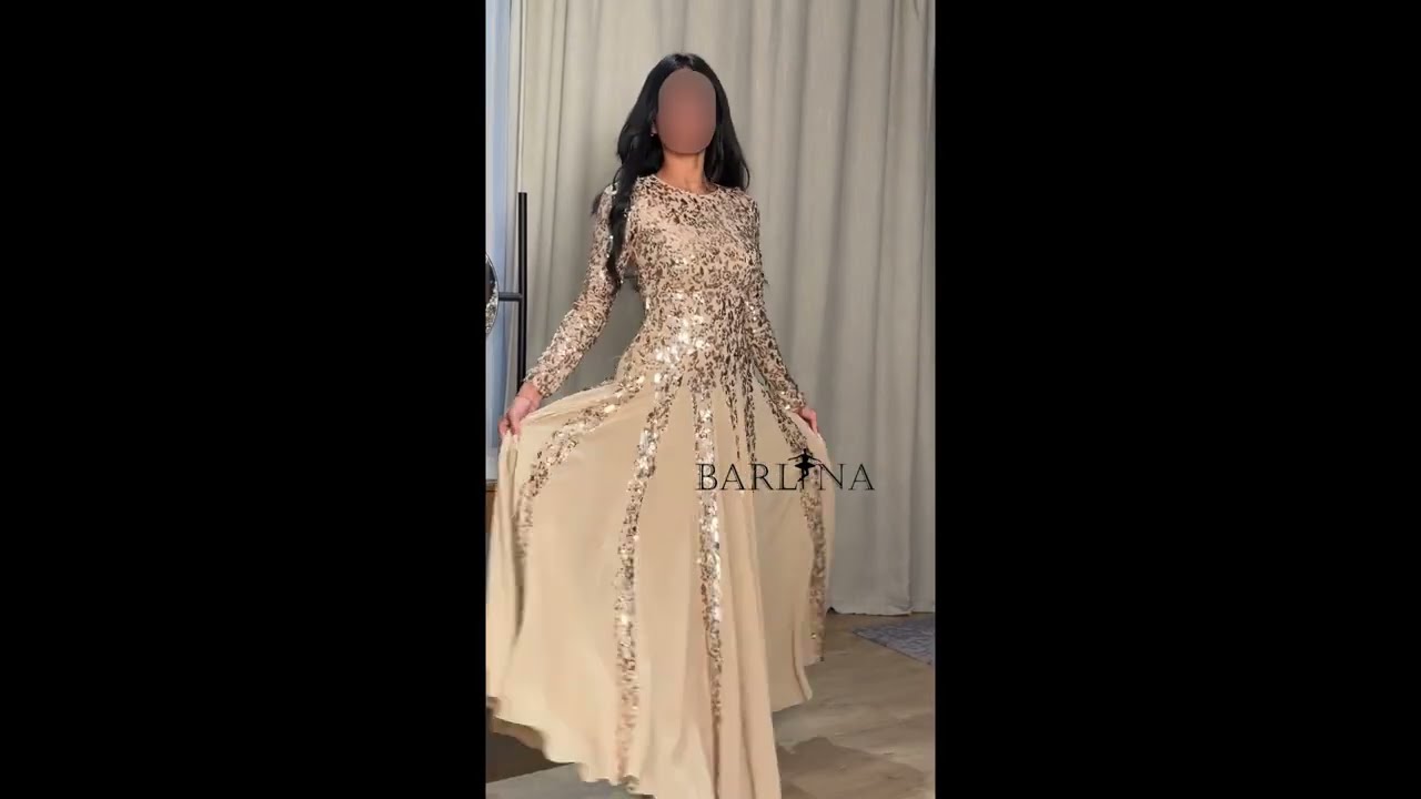 فستان سهرة بيج بتطريز ذهبي واكمام طويلة - L