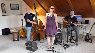 CRAZY (Carla Bruni, cover Palm Jam Trio, Veronika Zpěvaková sings)