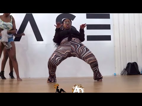 Juls feat Niniola Love me - Dance freestyle