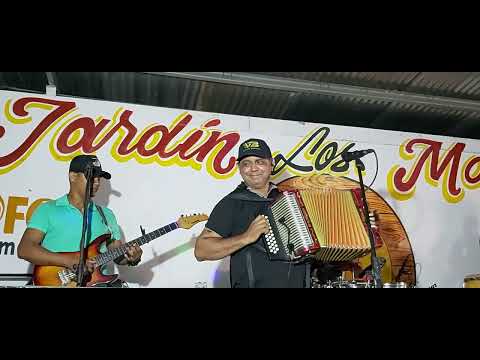 AUNQUE ME DIGAS BORRACHO - VICTOR BERNAL EN VIVO