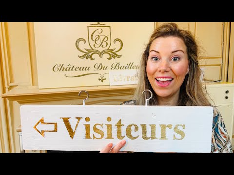 How we MAKE OUR OWN GOLD CHATEAU SIGNS  - Chateau Life 🏰 EP 191