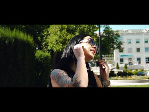 Laxtarr & PeetGBeatz - Make Me Feel (Official Video)