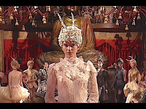 FRANCK SORBIER Fall 2018 Haute Couture Paris - Fashion Channel