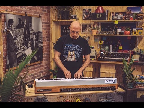 Moog One: Firmware Update v1.0.1 (Live from the Moog Factory)