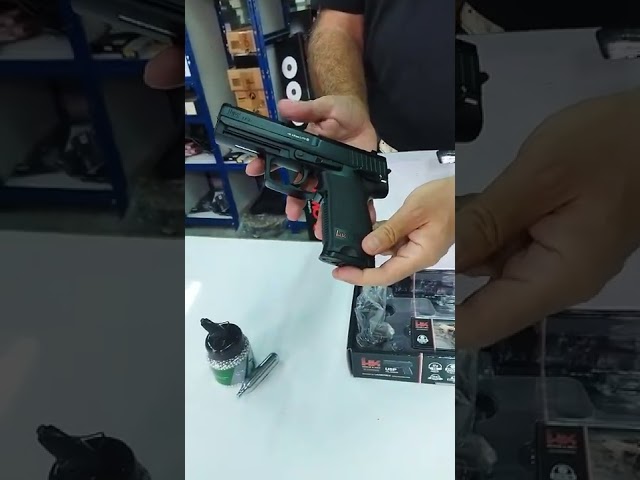 Vídeo relacionado con U58100. Pistola perdigon H&K USP Gas Co2. 4,5mm. + Funda Portabombonas + Balines + Bombonas co2. 23054/29318/13275