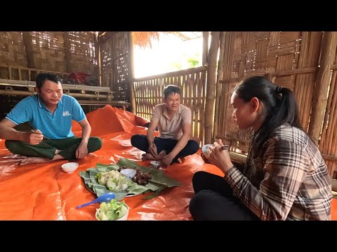 My ex-husband brought concrete pillars to help replace the old ones. A simple country meal.Ly Vy Ca 