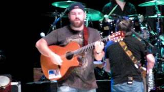 Bài hát Free - Nghệ sĩ trình bày Zac Brown Band