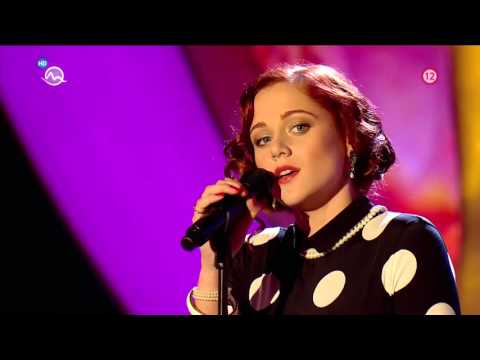 SUPERSTARS Emma Drobná-čerešne