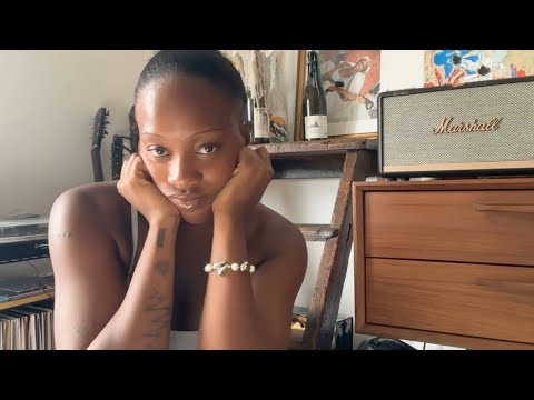 Rachel Chinouriri - Little House (Official Visualiser)