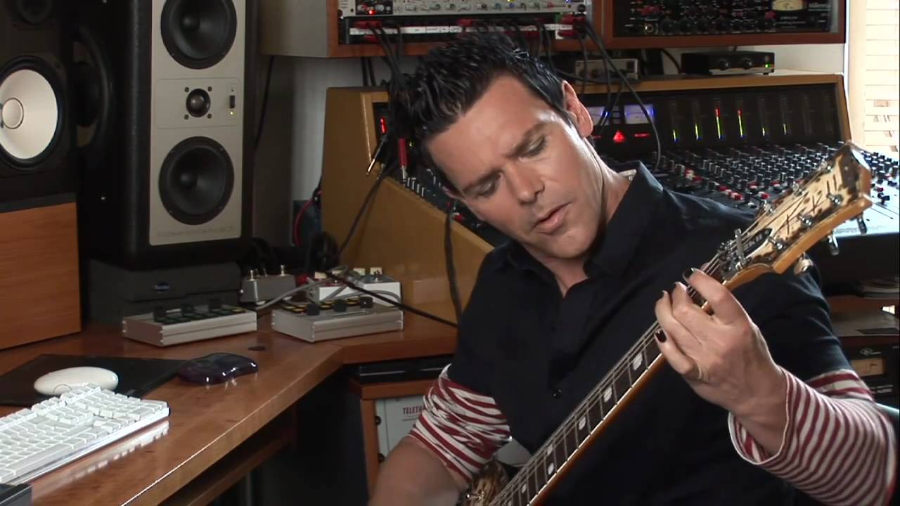 Richard Z. Kruspe on the RAMMFIRE amp emulation | Native Instruments - YouTube