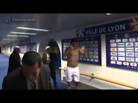 Joie de Lovren à la fin de Lyon - Lille