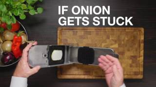 Alligator Tips and Tricks Karate-chop Style Action! (3093) 