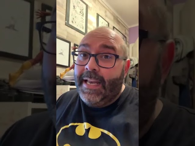 Vídeo relacionado con De todo un Paco presenta... ¿Por qué Spiderman es pobre? (y otras movidas con capa): Manual de bolsillo para superhéroes (No ficción juvenil)