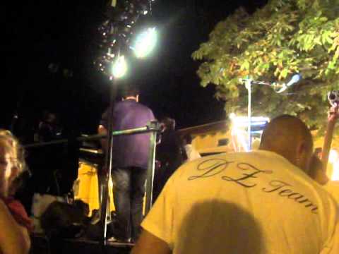 Grupa Banana & Dražen Zečić - Živi danas -