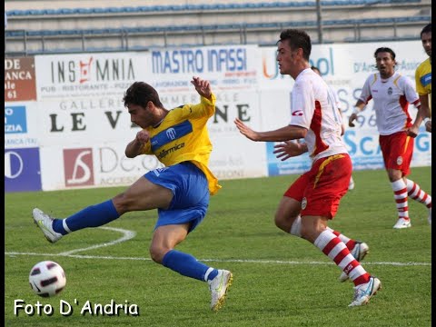 2011/12 (04) MARTINA - VIRIBUS UNITIS 0-0 - SERIE D