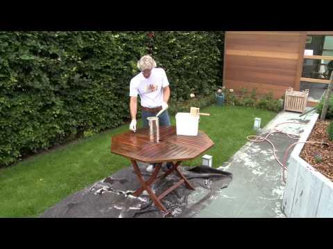 comment traiter une table en teck