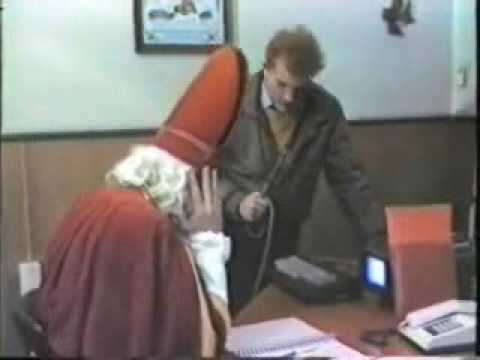 Sinterklaasverhaal-De Sint die niet wilde komen. Deel 2.wmv