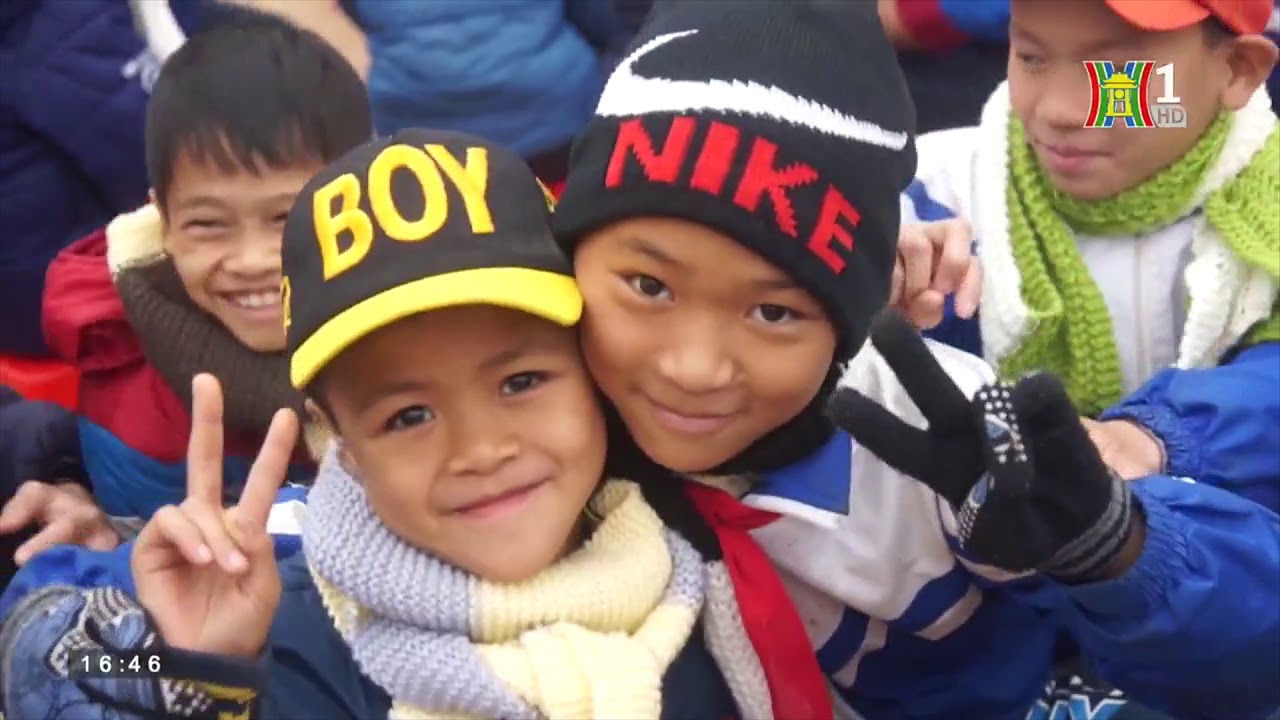 "Đài truyền hình Hà Nội: Ấm lòng ngày Tết với hoạt động của Sinh viên Tài chính"