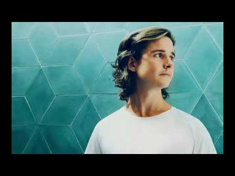 Lukas Graham - Not A Damn Thing Changed (1 hour)