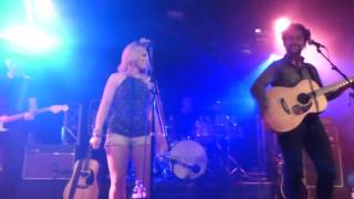 Friday Night - The Shires (Live)