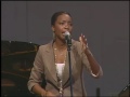 A very emotional moment of Heather Headley