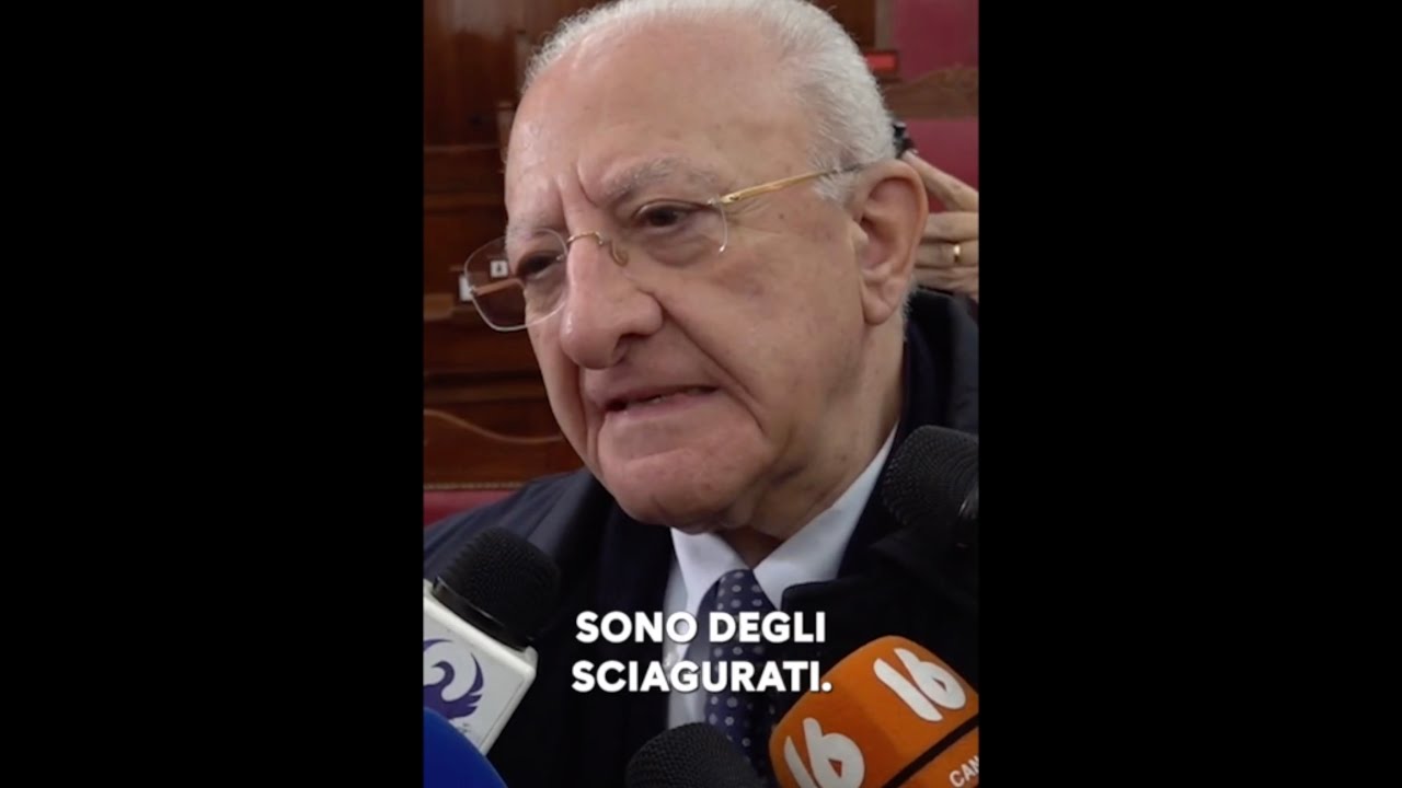 DE LUCA: "SONO DEI CIALTRONI, SI INVENTANO IL CONDONO A 7 GIORNI DAL VOTO"