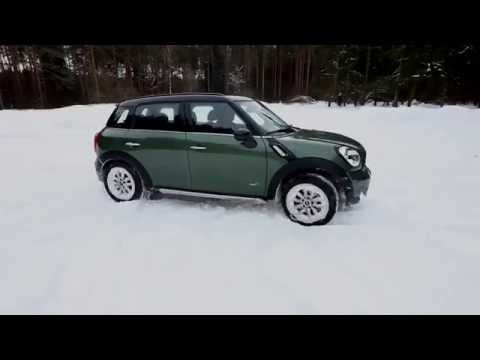 Mini Countryman vs Volvo V40 Cross Country