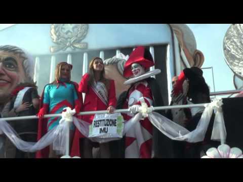 Carnevale Viareggio 2013