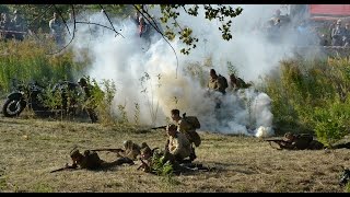 preview picture of video 'Dzierżoniów, Piknik Militarny 2014, Inscenizacja'