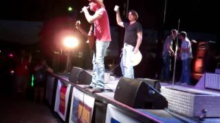 JB and the Moonshine Band, Jon Wolfe, and Kevin Fowler Perform Beer, Bait, and Ammo