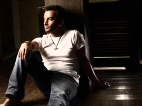 Yas Ft Hichkas komak  (help)