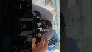 Minolta X700 không lên đủ phim nên bị lỏng  cần