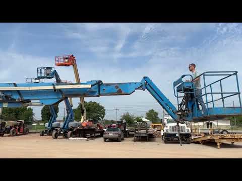 GovDeals: 2004 Genie S125 4WD Telescoping Boom Lift