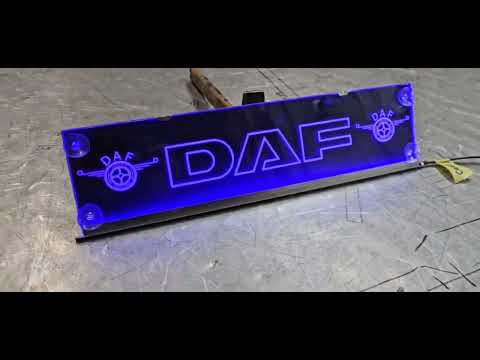 Led табличка для грузовика с надписью и логотипом "DAF", синяя подсветка - фото 1 - id-p1707767017