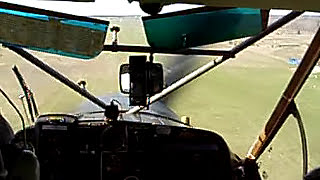 preview picture of video 'Wilga-35A Landing'