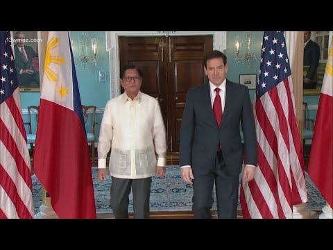 President Donald Trump meets with Philippines president with trade front and center