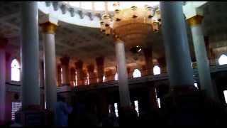preview picture of video 'suasana didalam mesjid kubah emas(depok)masjid dian al-mahri'