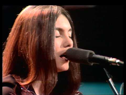 TOPPOP: Emmylou Harris - I'll Be Your San Antone Rose (live)