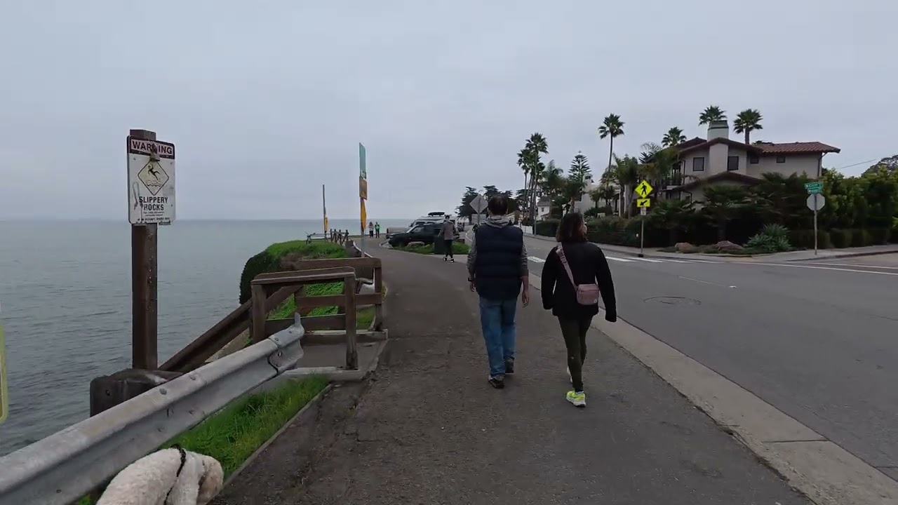 Утро, никого не видать. Люди!!! Где вы?