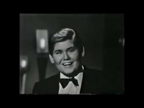 Bert Kaempfert & His Orchestra - Red Roses For A Blue Lady