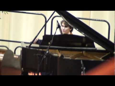 Nicky Gaines preforms at HPISD 2011 Graduation - SMU Moody Coliseum