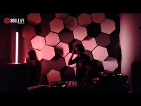 Ground Floor Radioshow Level 40 - Paul Begge (05.07.2016)