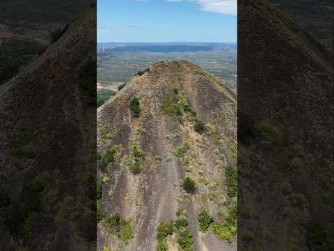 Pico do Cabugi fica localizado no município de Angicos RN Rio grande do Norte #shorts #PicodoCabugi