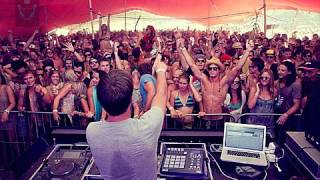 Neelix & Phaxe Angels Of Destruction (featuring Caroline Harrison)