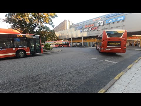 Buss 165 från Högdalen till Farsta centrum