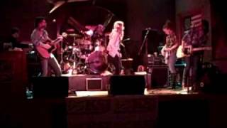 Emily West performs &quot;Rocks in Your Shoes&quot; for 95KSJ!