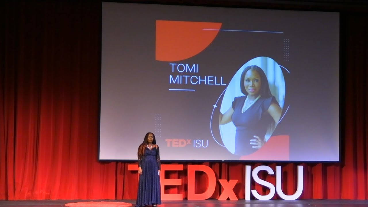 Tomi Mitchell on stage
