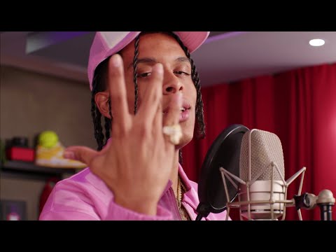 YANDEL & W | Derek Santana, Viejo Culprit | MUSIANDO LIVE 01 (Video Oficial)