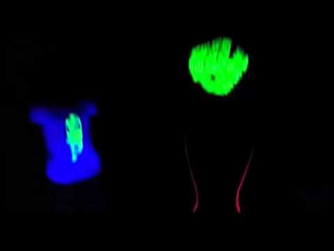 I like to move it move it, glow in the dark dance